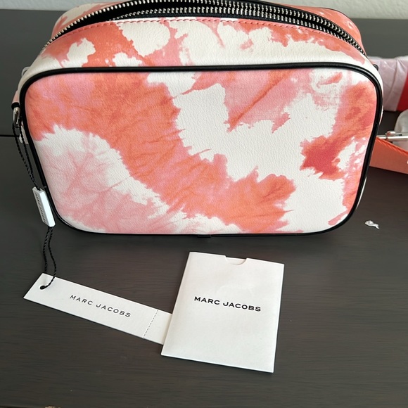 Marc Jacobs H124L01PF22-855 Tie Dye Signet Flash Camera Crossbody color: MELON - Picture 5 of 14